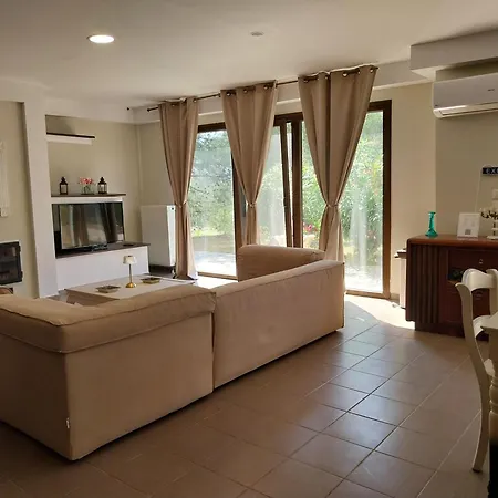 Fantasy Grand Thassos אסטריס